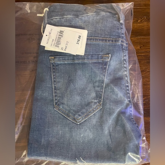 MOTHER Jeans - one smart cookie - Picture 3 of 3